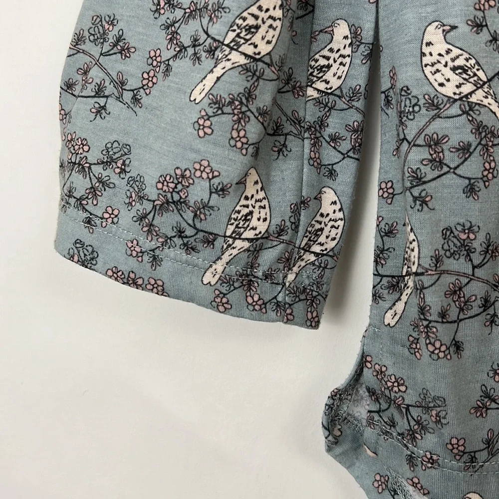 H&M jersey blouse 3/4 sleeve light turquoise bird print v-neck L - Picture 7 of 10